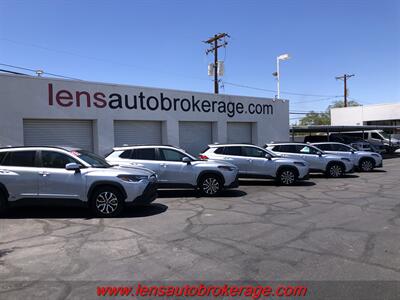 2023 Toyota Corolla Cross Hybrid SE  AWD 1-Owner! - Photo 9 - Tucson, AZ 85705