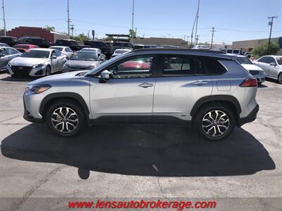 2023 Toyota Corolla Cross Hybrid SE  AWD 1-Owner! - Photo 5 - Tucson, AZ 85705
