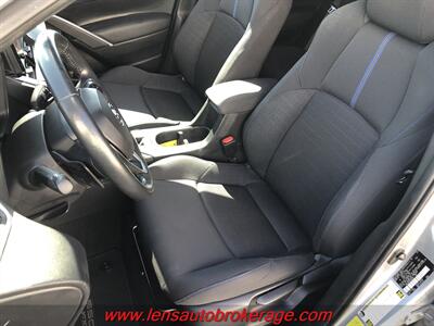 2023 Toyota Corolla Cross Hybrid SE  AWD 1-Owner! - Photo 13 - Tucson, AZ 85705