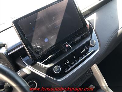 2023 Toyota Corolla Cross Hybrid SE  AWD 1-Owner! - Photo 15 - Tucson, AZ 85705