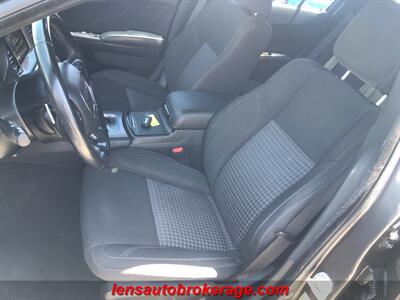 2020 Dodge Charger SXT  **CARFAX 1 OWNER** - Photo 12 - Tucson, AZ 85705