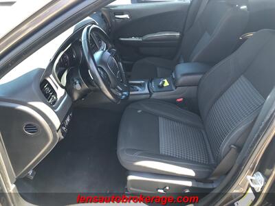 2020 Dodge Charger SXT  **CARFAX 1 OWNER** - Photo 11 - Tucson, AZ 85705