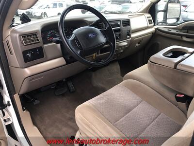 2004 Ford F-250 XLT  *Carfax 1 Owner 4x4 W/V10 Stump Puller! - Photo 7 - Tucson, AZ 85705