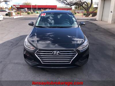 2019 Hyundai ACCENT SE   - Photo 3 - Tucson, AZ 85705