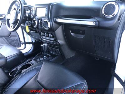 2014 Jeep Wrangler Sahara  *Clean Stock Carfax 1 Owner Hard Top Sahara! - Photo 18 - Tucson, AZ 85705