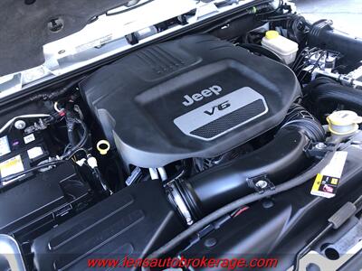 2014 Jeep Wrangler Sahara  *Clean Stock Carfax 1 Owner Hard Top Sahara! - Photo 21 - Tucson, AZ 85705