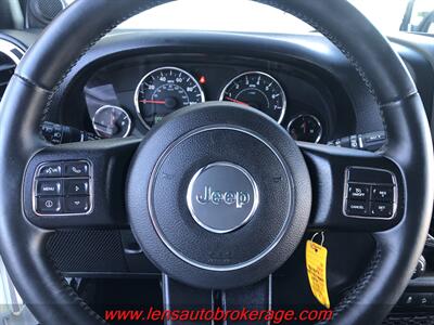 2014 Jeep Wrangler Sahara  *Clean Stock Carfax 1 Owner Hard Top Sahara! - Photo 12 - Tucson, AZ 85705