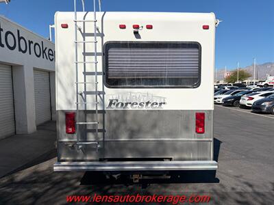 2011 FOREST RIVER FORESTER 3171DS  *One Owner Motor Home! - Photo 7 - Tucson, AZ 85705