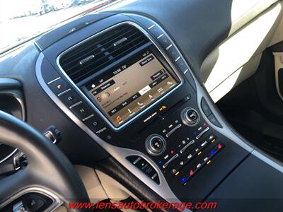 2019 Lincoln Nautilus Reserve  *Only 36k Miles! - Photo 14 - Tucson, AZ 85705
