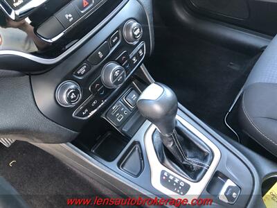 2016 Jeep Cherokee Latitude Altitude  *Coming Soon! - Photo 16 - Tucson, AZ 85705