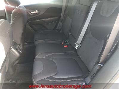 2016 Jeep Cherokee Latitude Altitude  *Coming Soon! - Photo 18 - Tucson, AZ 85705