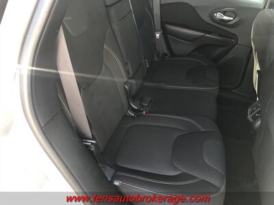 2016 Jeep Cherokee Latitude Altitude  *Coming Soon! - Photo 21 - Tucson, AZ 85705