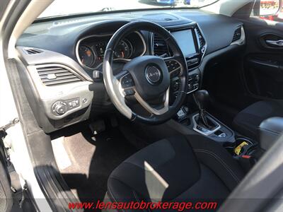 2016 Jeep Cherokee Latitude Altitude  *Coming Soon! - Photo 11 - Tucson, AZ 85705