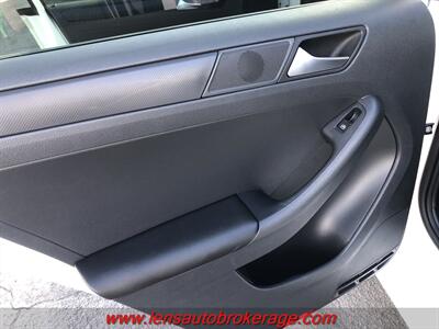 2013 Volkswagen Jetta S  *Nice Little Sedan! - Photo 15 - Tucson, AZ 85705