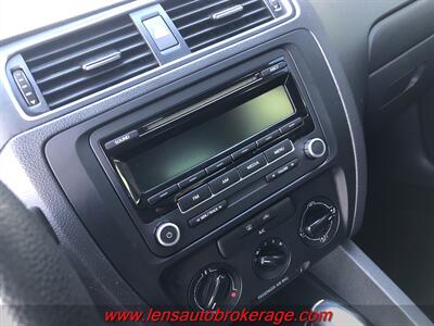 2013 Volkswagen Jetta S  *Nice Little Sedan! - Photo 13 - Tucson, AZ 85705