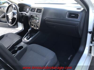 2013 Volkswagen Jetta S  *Nice Little Sedan! - Photo 21 - Tucson, AZ 85705
