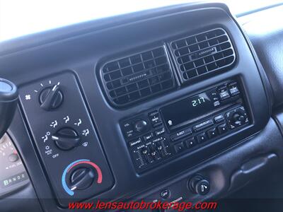 2000 Dodge Dakota Sport  *Hard To Find 4x4 W/V8! - Photo 14 - Tucson, AZ 85705