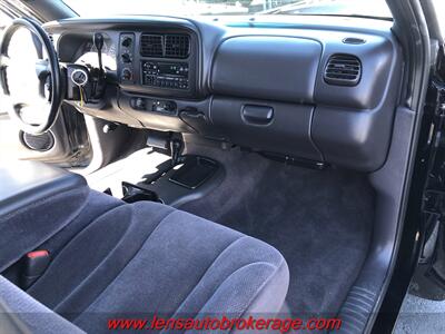 2000 Dodge Dakota Sport  *Hard To Find 4x4 W/V8! - Photo 17 - Tucson, AZ 85705