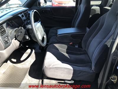 2000 Dodge Dakota Sport  *Hard To Find 4x4 W/V8! - Photo 11 - Tucson, AZ 85705