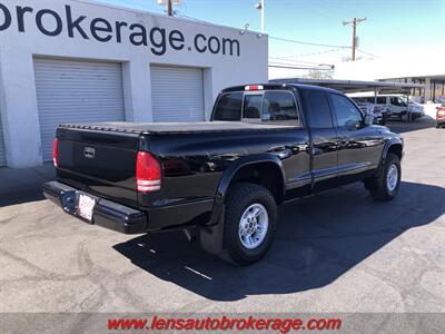 2000 Dodge Dakota Sport  *Hard To Find 4x4 W/V8! - Photo 8 - Tucson, AZ 85705