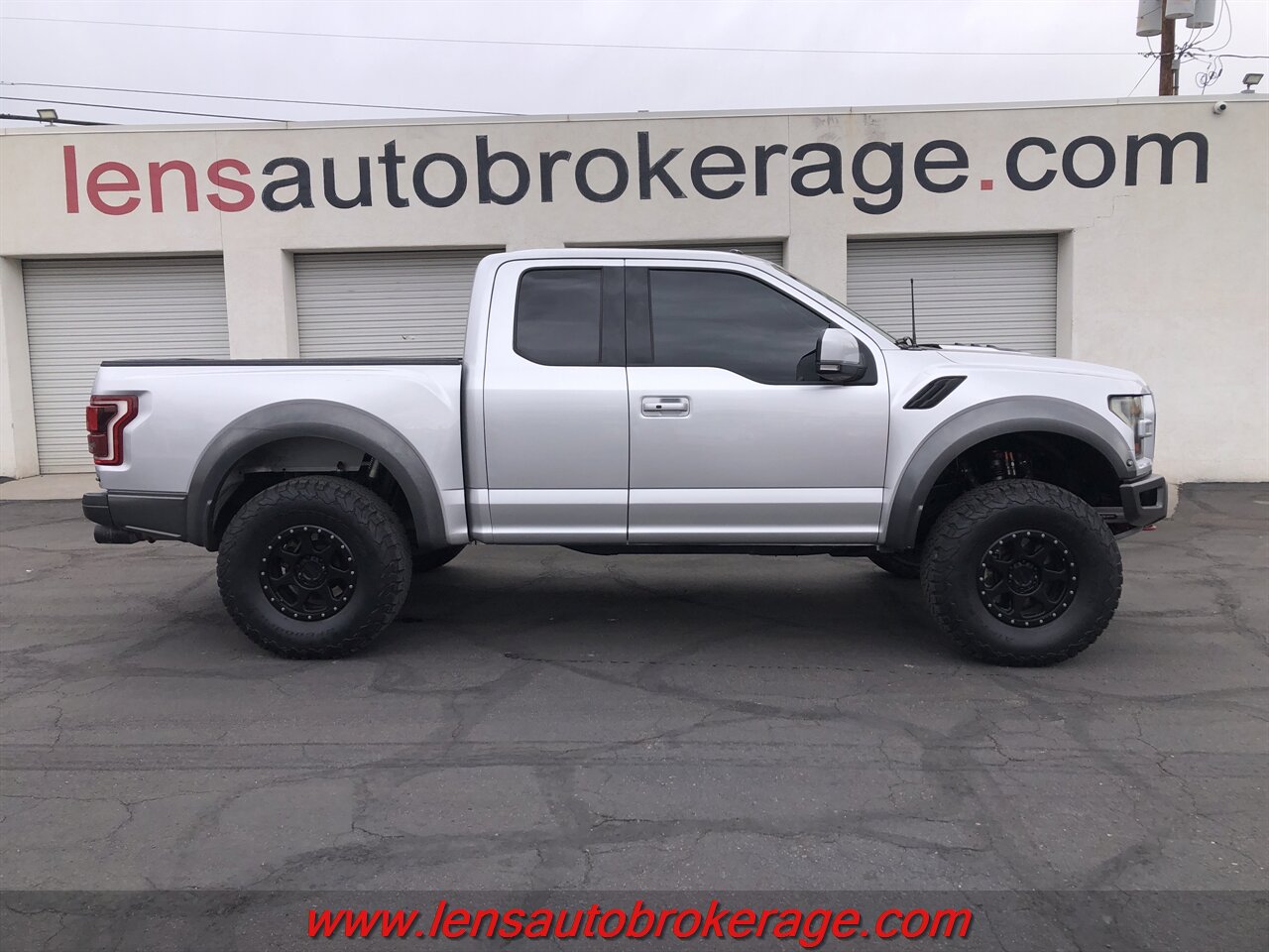 2017 Ford F-150 Raptor  *Super Cool Truck W/Bed Cage & New 37's! - Photo 1 - Tucson, AZ 85705