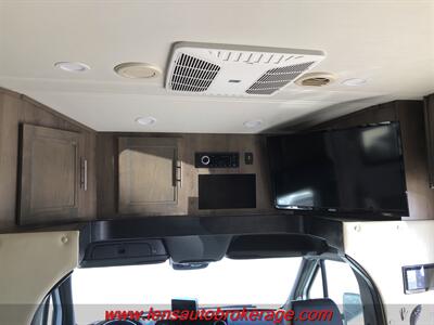 2019 Mercedes-Benz Sprinter 4500  *Super Nice RV! - Photo 17 - Tucson, AZ 85705