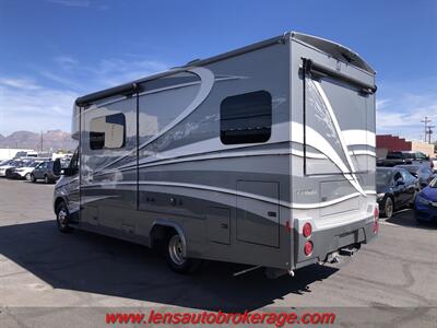 2019 Mercedes-Benz Sprinter 4500  *Super Nice RV! - Photo 6 - Tucson, AZ 85705