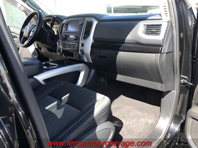 2017 Nissan Titan SV  *Bad A$$ SuperCrew 4x4! - Photo 21 - Tucson, AZ 85705