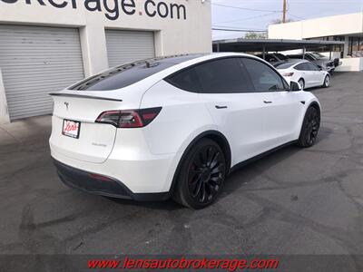 2021 Tesla Model Y Performance  *Only 60k Miles & Carfax 1 Owner! - Photo 8 - Tucson, AZ 85705