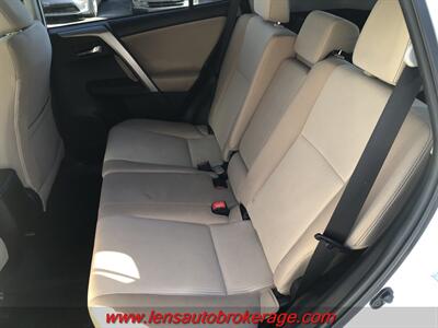 2015 Toyota RAV4 XLE  *Carfax 1 Owner! - Photo 18 - Tucson, AZ 85705