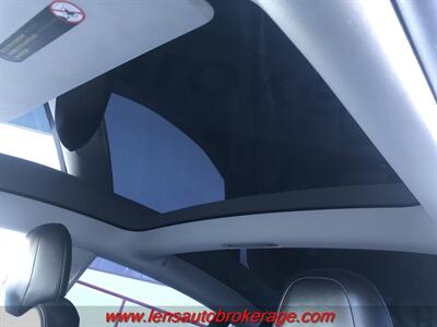 2018 Tesla Model 3 Mid Range  *Carfax 1 Owner! - Photo 15 - Tucson, AZ 85705