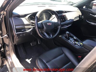 2019 Cadillac XT4 Sport  **ONLY 63K MILES** - Photo 10 - Tucson, AZ 85705