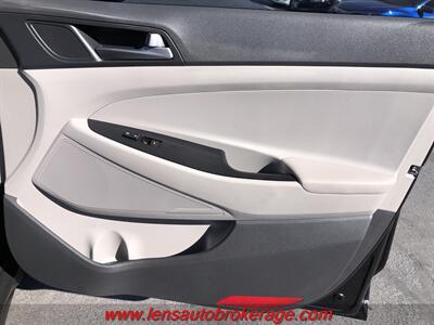 2016 Hyundai TUCSON SE  *Only 72k Miles! - Photo 21 - Tucson, AZ 85705