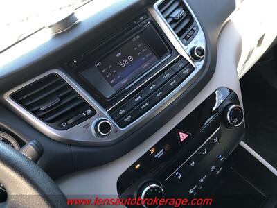 2016 Hyundai TUCSON SE  *Only 72k Miles! - Photo 14 - Tucson, AZ 85705