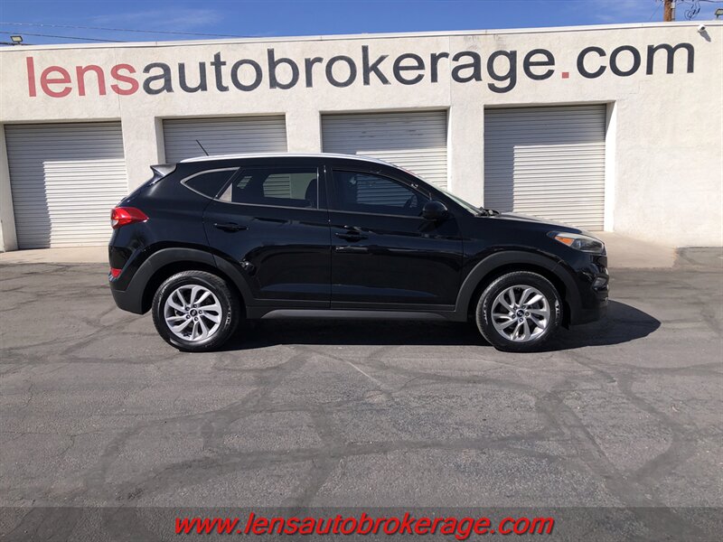 2016 Hyundai TUCSON SE  *Only 72k Miles!