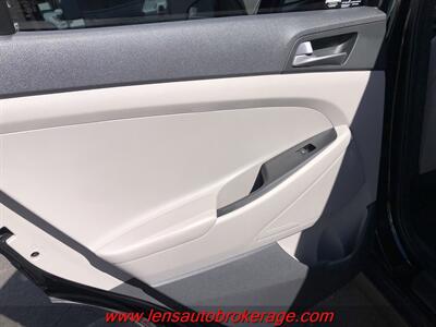 2016 Hyundai TUCSON SE  *Only 72k Miles! - Photo 16 - Tucson, AZ 85705