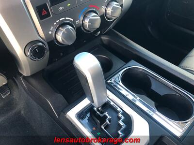 2015 Toyota Tundra SR5 Double Cab 4x4   - Photo 15 - Tucson, AZ 85705