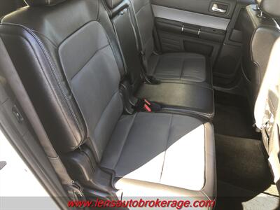 2015 Ford Flex SEL  *Just Hit The Lot! - Photo 20 - Tucson, AZ 85705