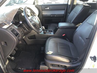 2015 Ford Flex SEL  *Just Hit The Lot! - Photo 11 - Tucson, AZ 85705