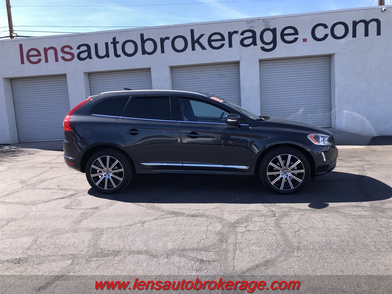 2015 Volvo XC60 T6 Drive-E Platinum  *One Sweet SUV! - Photo 1 - Tucson, AZ 85705