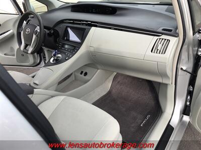 2011 Toyota Prius Three  *Super Clean Carfax 1 Owner Fuel Saver! - Photo 21 - Tucson, AZ 85705