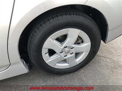 2011 Toyota Prius Three  *Super Clean Carfax 1 Owner Fuel Saver! - Photo 24 - Tucson, AZ 85705