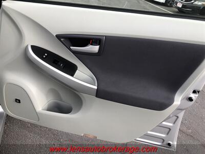 2011 Toyota Prius Three  *Super Clean Carfax 1 Owner Fuel Saver! - Photo 20 - Tucson, AZ 85705