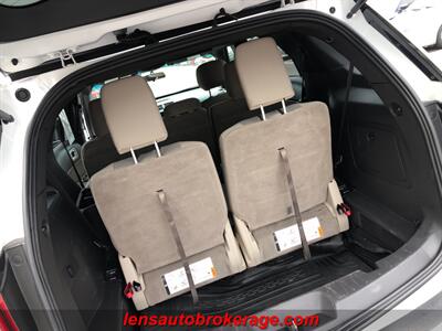 2015 Ford Explorer XLT  **CARFAX 1 OWNER** - Photo 19 - Tucson, AZ 85705