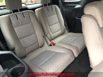 2015 Ford Explorer XLT  **CARFAX 1 OWNER** - Photo 22 - Tucson, AZ 85705