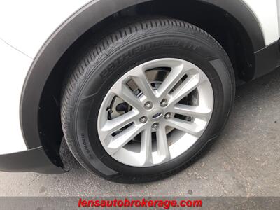 2015 Ford Explorer XLT  **CARFAX 1 OWNER** - Photo 27 - Tucson, AZ 85705