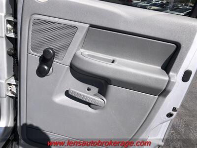 2007 Dodge Ram 2500 ST  *Super Nice 94k Mile Cummins Diesel Quad Cab! - Photo 17 - Tucson, AZ 85705