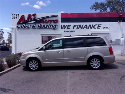 2014 Chrysler Town & Country Touring   - Photo 6 - Tucson, AZ 85716