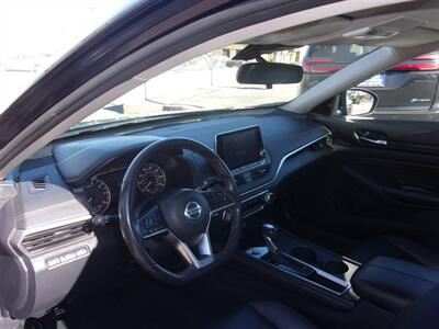 2025 Nissan Altima 2.5 SV   - Photo 9 - Tucson, AZ 85716