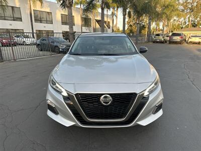 2019 Nissan Altima 2.5 SR   - Photo 2 - National City, CA 91950